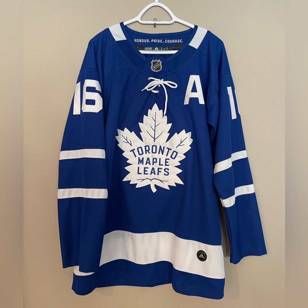 Men’s Toronto Maple Leafs Authentic Home Jersey Adidas size 52 Mitch Marner